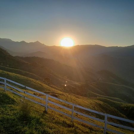 Chales Mirante Pedra Selada Visconde De Maua Exteriör bild